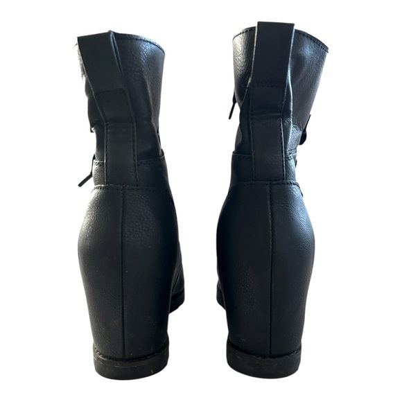 Universal Threads Faux Fur Leather Lace Up Boots Women’s 8 - Picture 6 of 7